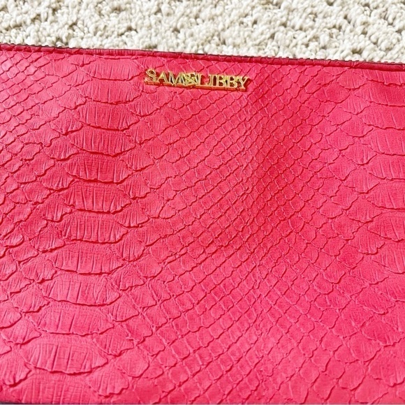 Sam and Libby Cherry Red Faux Leather Clutch Snakeskin Tassel Strap Holiday - Picture 3 of 13